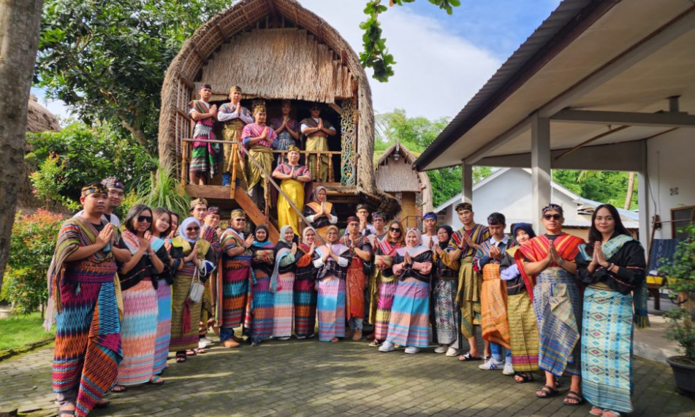 Menyelami Budaya dan Kerajinan Tradisional Suku Sasak