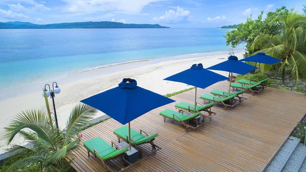 Honeymoon di Hawaii: Resort Private dengan Pantai