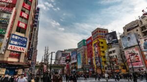 Berburu Mainan dan Game Unik di Pusat Otaku Akihabara: 