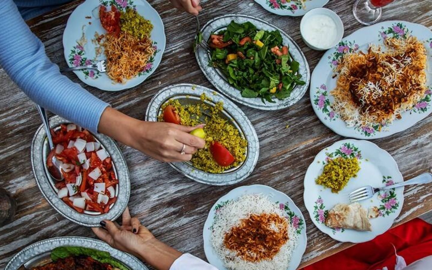 Menjelajahi Keunikan Tradisi Dan Kuliner Khas Kota Dubai
